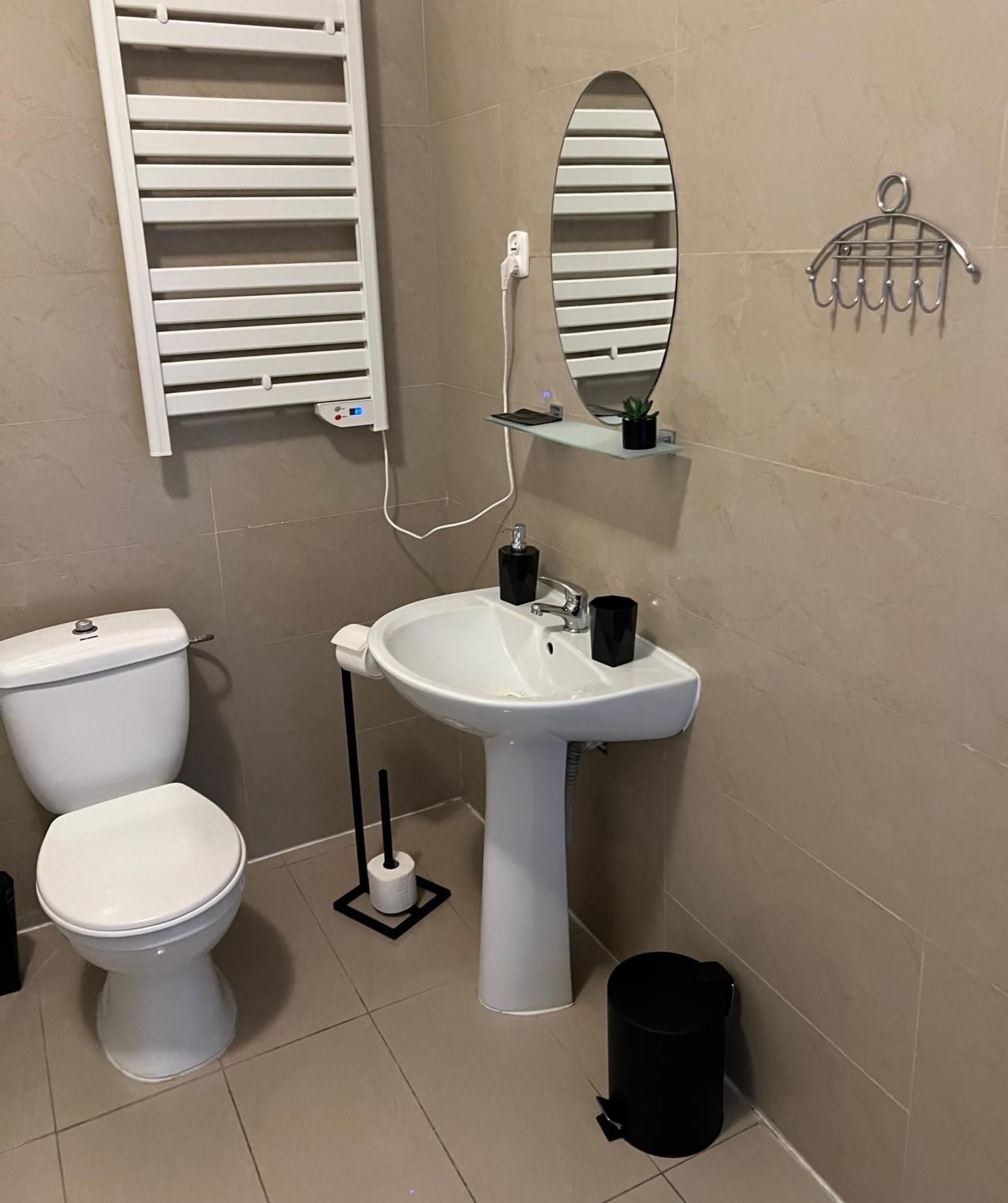 Hotel Akor Бидгошч Екстериор снимка