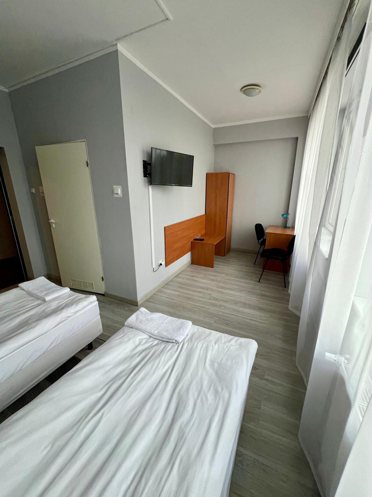 Hotel Akor Бидгошч Екстериор снимка