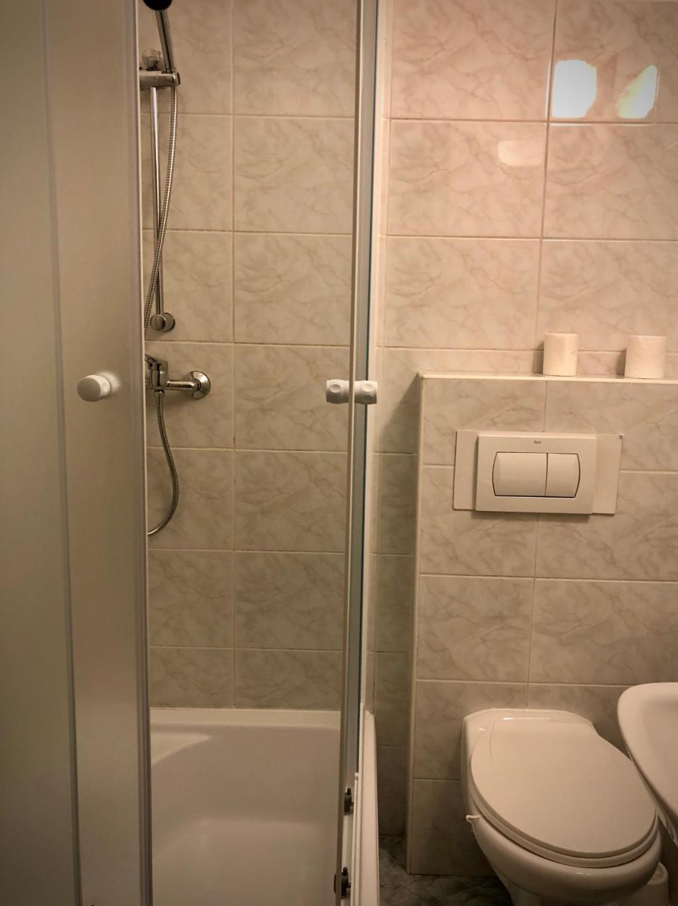 Hotel Akor Бидгошч Екстериор снимка