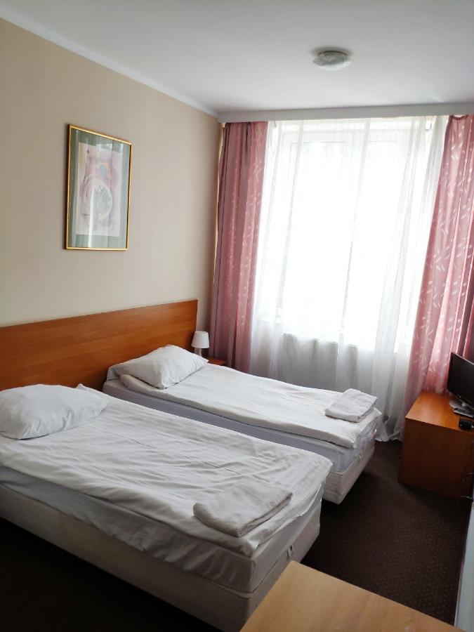 Hotel Akor Бидгошч Екстериор снимка
